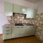 公寓 With Shared Garden Close To The Sea 罗索利纳马雷
