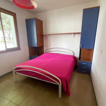 With Shared Garden Close To The Sea * Rosolina Mare